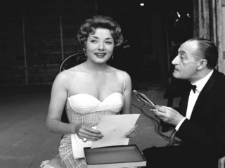 Lauretta Masiero accanto al Principe della Risata in Totò a Parigi