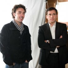 Il regista Shawn Levy e l'attore Steve Carell sel set della commedia Date Night