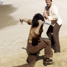 Nestor Carbonell lotta con Mark Pellegrino nell'episodio Ab Aeterno di Lost