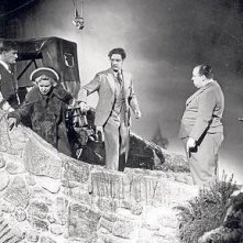 Alfred Hitchcock, Robert Donat e Madeleine Carroll sul set de Il club dei trentanove