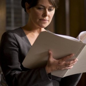 Caprica: Polly Walker nell'episodio End of Line