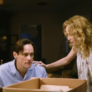 Jim Carrey e Leslie Mann in una sequenza del film I Love You Phillip Morris