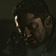 Primo piano di Kable (Gerard Butler) dal film Gamer