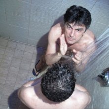 Vincenzo Salemme in un'immagine divertente del film La vita è una cosa meravigliosa