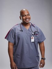 Omar Gooding è Tuck Brody nella serie Miami Medical