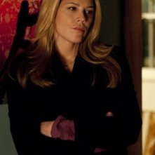 In Plain Sight: Mary McCormack nell'episodio Father Goes West