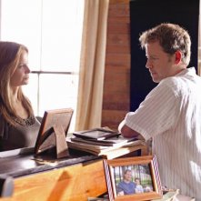 Kelly Preston e Greg Kinnear in una scena di The Last Song