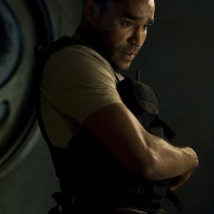Il Sergente Greer (Jamil Walker Smith) nell'episodio Space di Stargate Universe
