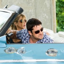 Jennifer Aniston con Gerard Butler in una scena de Il cacciatore di ex
