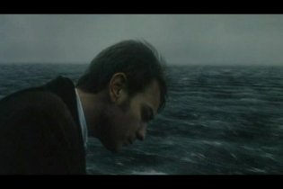 L'uomo nell'ombra - Clip 1