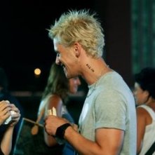 Cecilia Albertini e Andrea Montovoli in una scena del film Piazza Giochi