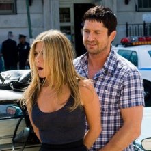 Jennifer Aniston e Gerard Butler in una sequenza de Il cacciatore di ex
