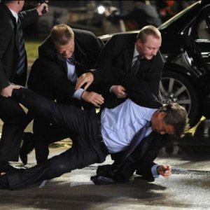 Pierce Brosnan in un'immagine del film L'uomo nell'ombra