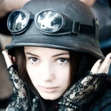 Primo piano di Laura Glavan dal film Piazza Giochi