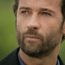 Primo piano di Fabio Volo dal film Matrimoni e altri disastri