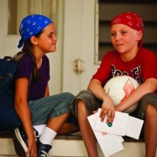Bailee Madison e Tanner Maguire in un'immagine del film Letters to God