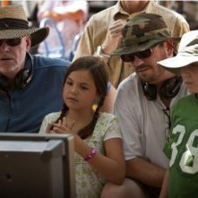 David Nixon e Patrick Doughtie con Bailee Madison e Tanner Maguire sul set del film Letters to God