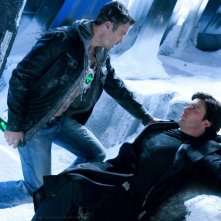 Metallo (Brian Austin Green) faccia a faccia con The Blur (Tom Welling) nell'episodio Upgrade di Smallville
