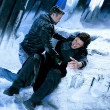 The Blur (Tom Welling) viene ferito da Metallo (Brian Austin Green) nell'episodio Upgrade di Smallville