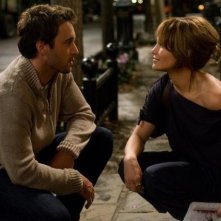 Alex O Loughlin E Jennifer Lopez In Un Immagine Della Commedia Piacere Sono Un Po Incinta 152542