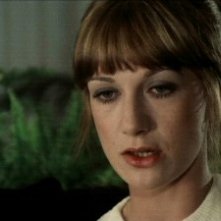 Daria Nicolodi in una scena del film Schock del 1977