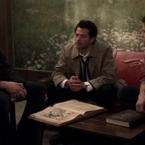 Jensen Ackles, Jared Padalecki e Misha Collins nell'episodio 99 Problems di Supernatural