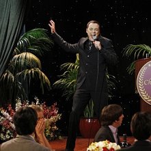 Jim Parsons in una scena dell'episodio The Pants Alternative di The Big Bang Theory