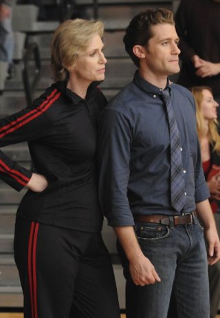 Jane Lynch e Matthew Morrison nell'episodio The Power of Madonna di Glee