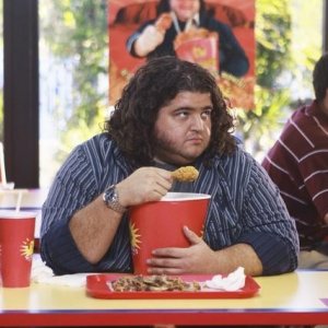 Jorge Garcia in una scena dell'episodio Everybody Loves Hugo di Lost