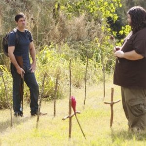 Lost: Jorge Garcia e Matthew Fox nell'episodio Everybody Loves Hugo