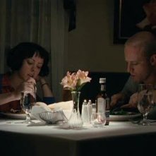 Jena Malone e Ben Foster in una scena del film The Messenger