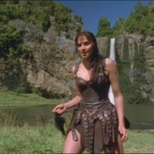 Lucy Lawless nell'episodio Xena e il sacrificio di Ilio di Xena
