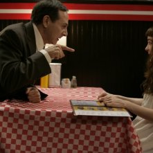 Paul Reubens e Shirley Henderson in una scena del film Life During Wartime di Todd Solondz