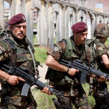 Un'immagine degli ufficiali coinvolti nella Operazione 12 Apostoli nel film Le ultime 56 ore