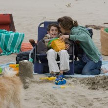 Keri Russell e Diego Velázquez nel film Misure straordinarie