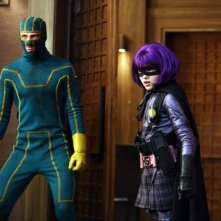 Kick-Ass (Aaron Johnson) e Hit-Girl (Chloe Moretz) in azione nel film Kick-Ass