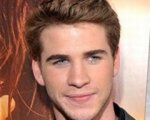 Liam Hemsworth e Dennis Quaid compagni di squadra