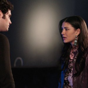 Penn Badgley e Jessica Szohr in una sequenza dell'episodio Dr. Strangeloved di Gossip Girl
