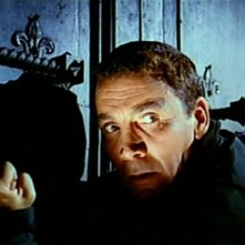 Cameron Mitchell in una scena del thriller Sei donne per l'assassino