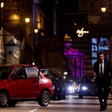 Johnny Hallyday, killer solitario per le strade di Hong Kong nel film Vendicami