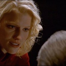 La bella Tricia Helfer nel film Battlestar Galactica