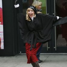 Ugly Betty: Ashley Jensen in una scena dell'episodio London Calling