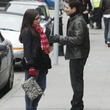 Ugly Betty: Freddy Rodriguez ed America Ferrera nell'episodio London Calling