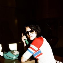 Una scena del film The Runaways con Kristen Stewart nel ruolo di Joan Jett