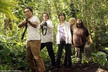 Junjin Kim, Daniel Dae Kim, Emilie de Ravin, Jorge Garcia e Jeff Fahey nell'episodio The Cadidate di Lost