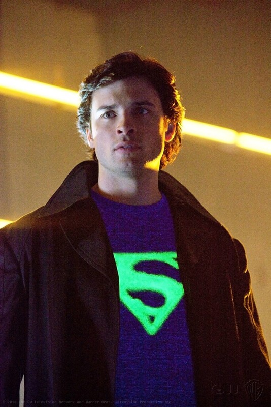 The Blur Tom Welling In Un Momento Dell Episodio Charade Di Smallville 159467