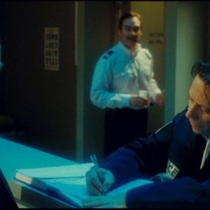 André Dussollier, Mathieu Amalric e Michel Vuillermoz in una scena del film Gli amori folli