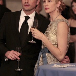 Lily (Kelly Rutherford) e Rufus (Matthew Settle) nell'episodio It's a Dad, Dad, Dad, Dad World  di Gossip Girl