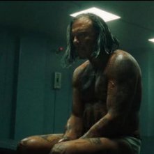 Un'immagine del corpulento Mickey Rourke dal film Iron Man 2