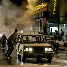 Un'immagine del cupo paesaggio urbano dal noir Vendicami